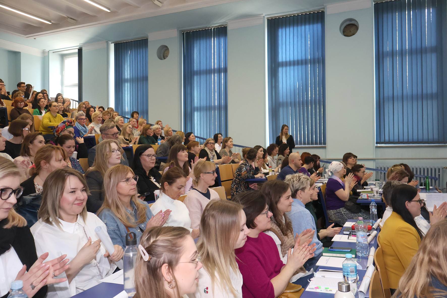 Zdjęcie z&nbsp;konferencji